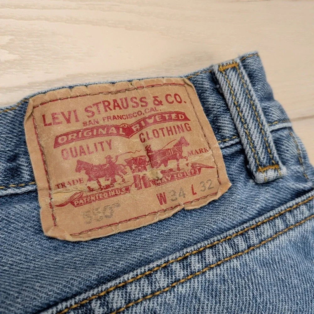 Levis small spot